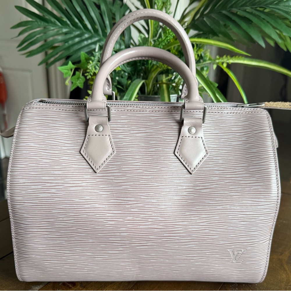 **RARE** LV Epi Lilac Speedy 30